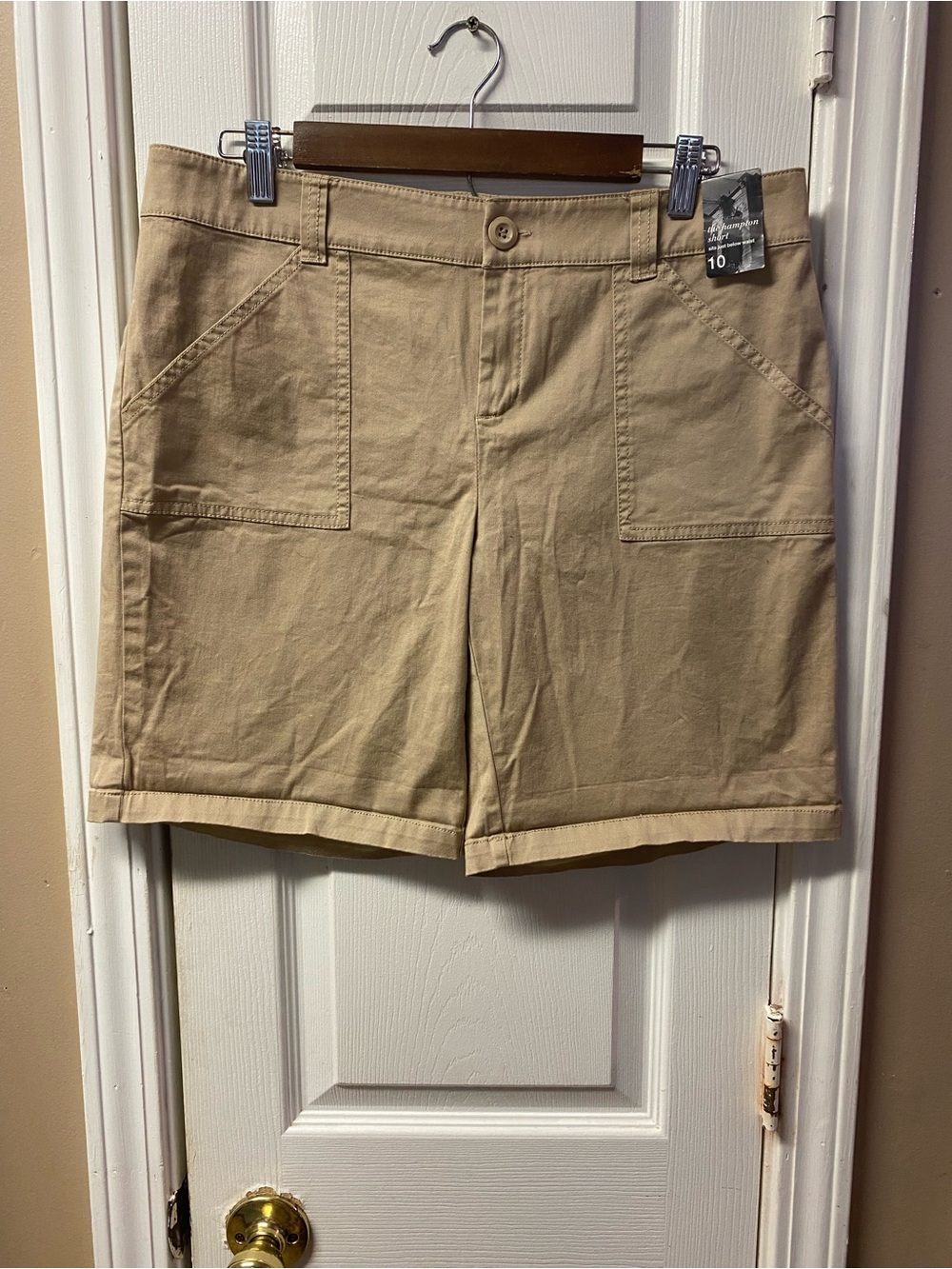 New York & Company Beige Cargo Shorts